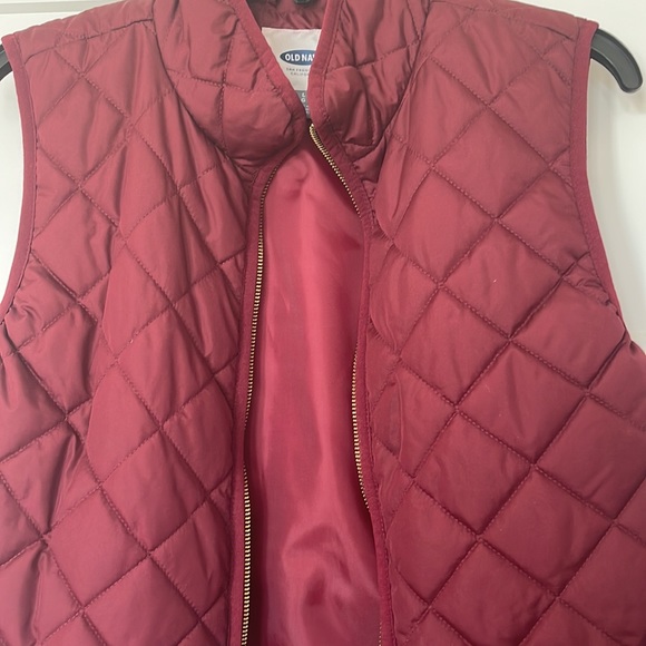 Old Navy Jackets & Coats Old Navy Womens Quilted Vest Burgundy Red